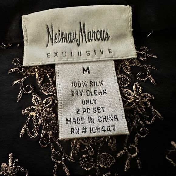 Neiman Marcus Silk Black and Tan Embroidered Tunic Top Size M - Picture 10 of 10
